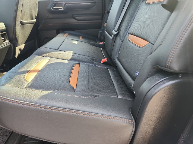 Used 2025 GMC Sierra 1500 AT4 w/ AT4 Premium Package AWD/4WD image 26
