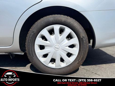Used 2017 Nissan Versa SV image 35
