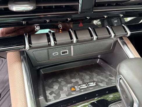 New 2026 GMC Canyon Denali AWD/4WD image 22