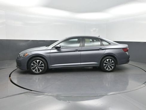 Used 2023 Volkswagen Jetta S FWD image 3