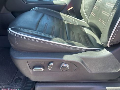 Used 2024 GMC Sierra 1500 AT4X AWD/4WD image 21