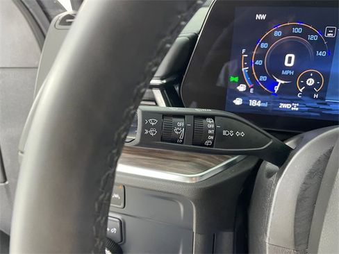 Certified 2025 Chevrolet Tahoe Z71 image 13