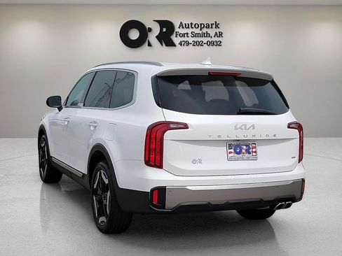 Used 2025 Kia Telluride S AWD/4WD image 4