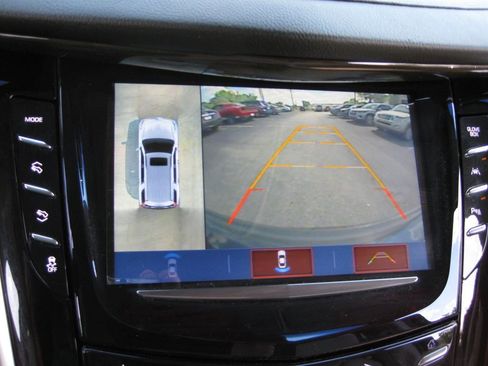Used 2020 Cadillac Escalade Premium Luxury RWD image 10