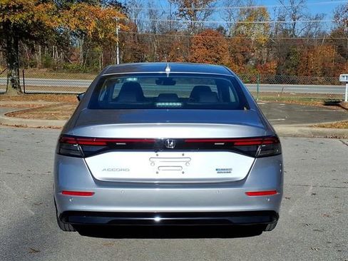 Used 2023 Honda Accord Touring image 18