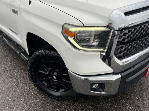 Used 2018 Toyota Tundra SR5 w/ TRD Off Road Package image 3