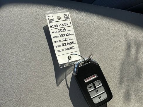 Used 2019 Honda CR-V EX image 45