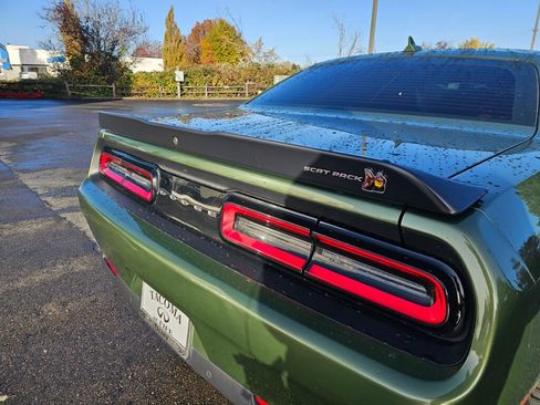 Used 2021 Dodge Challenger R/T Scat Pack image 18