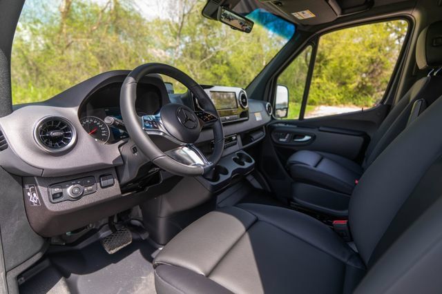 New 2026 Mercedes-Benz Sprinter 2500 image 4
