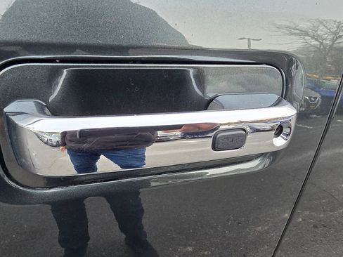 Used 2018 Ford F150 Lariat w/ Equipment Group 502A Luxury image 10