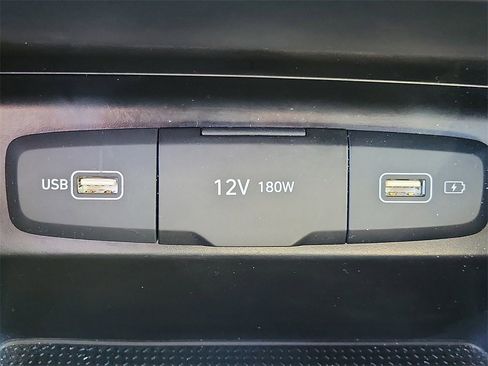 Used 2023 Hyundai Santa Cruz SE image 26