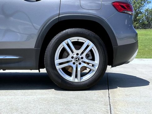 Used 2021 Mercedes-Benz GLB 250 4MATIC image 23