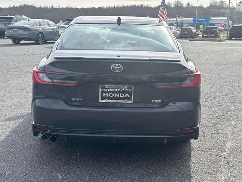 Used 2025 Toyota Camry XLE image 4