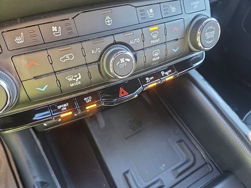 Used 2023 Dodge Durango R/T image 34