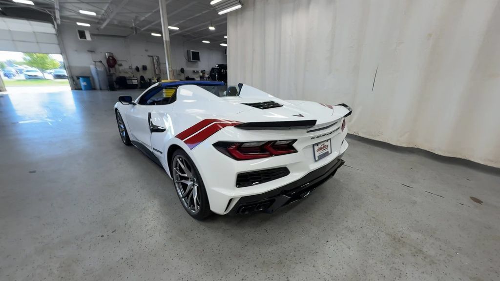 New 2027 Chevrolet Corvette Grand Sport w/ Grand Sport Launch Edition RWD image 6