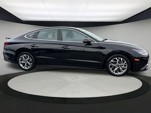 Certified 2023 Hyundai Sonata SEL w/ Convenience Package image 6