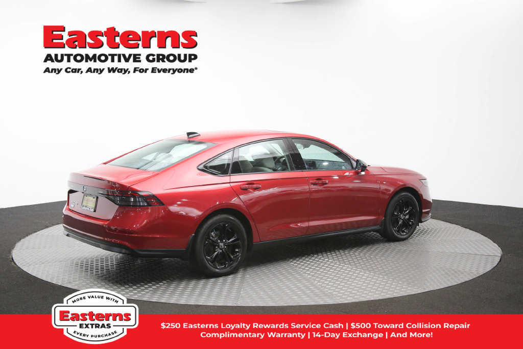 Used 2025 Honda Accord SE image 42