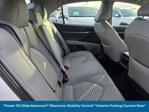 Used 2024 Toyota Camry SE w/ Convenience Package image 14