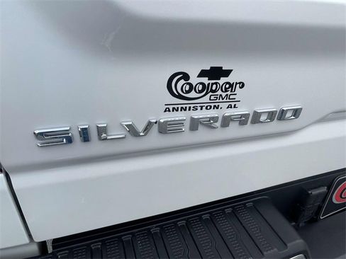 Certified 2024 Chevrolet Silverado 1500 LTZ w/ LTZ Premium Package image 11