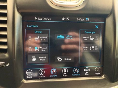 Used 2019 Chrysler 300 Limited RWD image 48