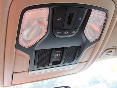 Used 2020 RAM 3500 Tradesman AWD/4WD image 30