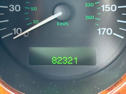 Used 2002 Jaguar XK8 Convertible image 22