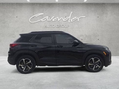 Used 2023 Chevrolet TrailBlazer RS FWD image 17