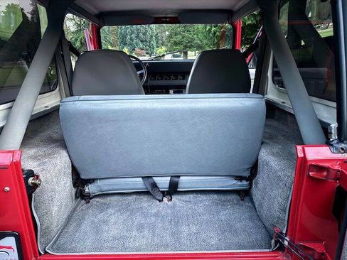 Used 1989 Jeep Wrangler Laredo image 22