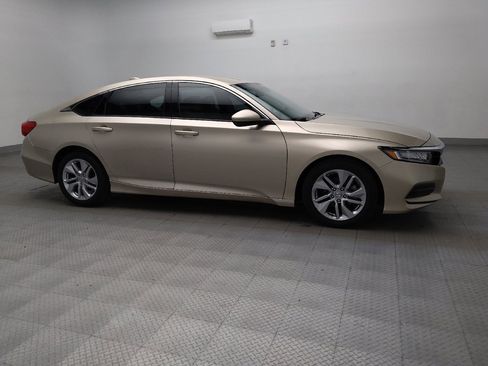 Used 2020 Honda Accord LX image 11