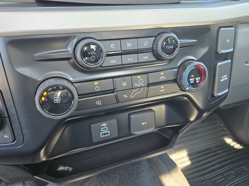 New 2024 Ford F550 4x4 Regular Cab Super Duty image 18