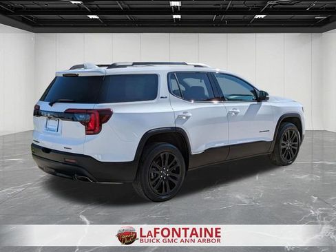 Certified 2023 GMC Acadia SLT w/ Elevation Edition AWD/4WD image 5