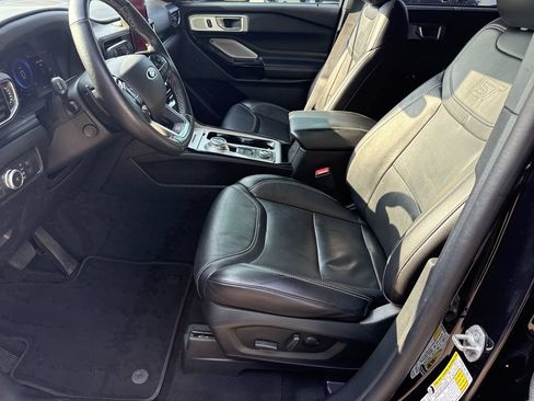 Used 2022 Ford Explorer ST w/ Equipment Group 401A AWD/4WD image 9