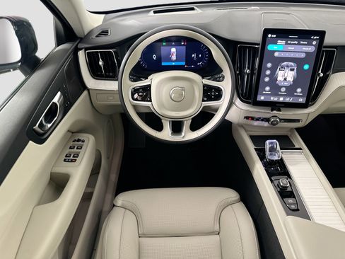 New 2026 Volvo XC60 B5 Ultra w/ Protection Package Premier AWD/4WD image 24