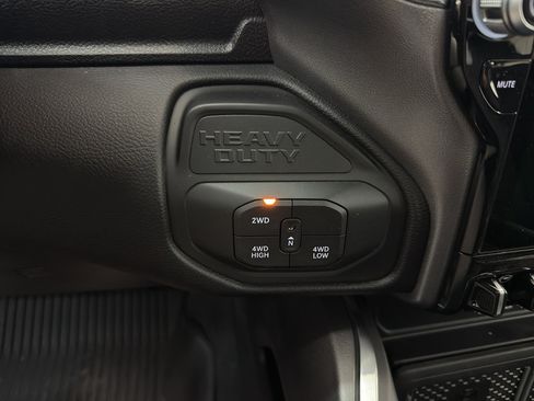 New 2025 RAM 2500 Laramie AWD/4WD image 26