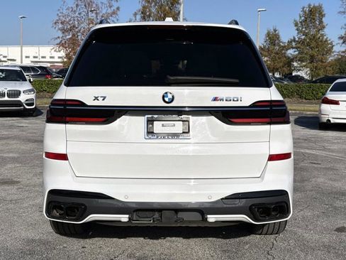 Used 2023 BMW X7 M60i image 4