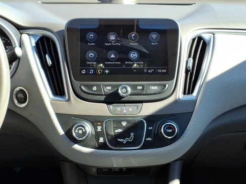 Used 2022 Chevrolet Malibu LS w/ Driver Confidence Package image 11