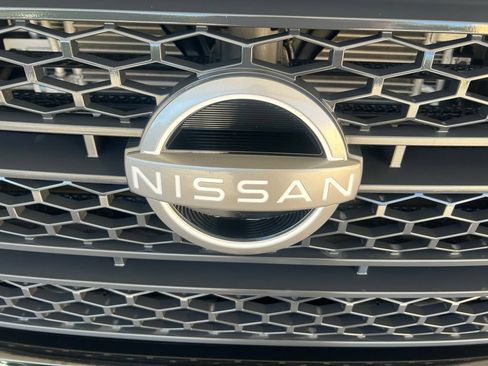 Certified 2024 Nissan Titan SV w/ SV Bronze Edition Package AWD/4WD image 25