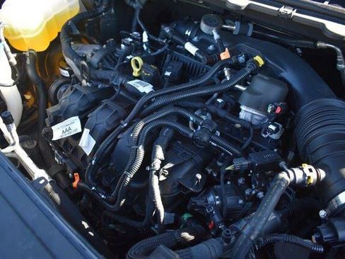 Used 2024 Ford Edge Titanium w/ Equipment Group 301A AWD/4WD image 43