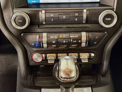 Used 2018 Ford Mustang GT Premium RWD image 18