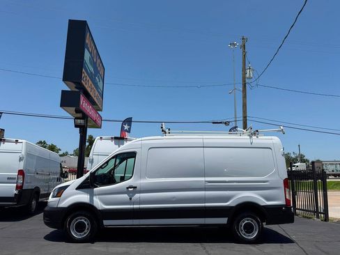 Used 2023 Ford Transit 250 Medium Roof w/ Load Area Protection Package RWD image 4
