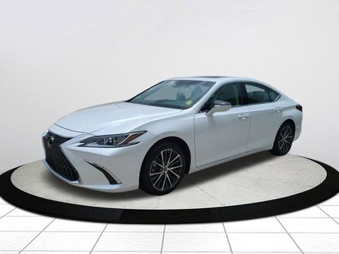 Certified 2025 Lexus ES 350 w/ Premium Package FWD image 8