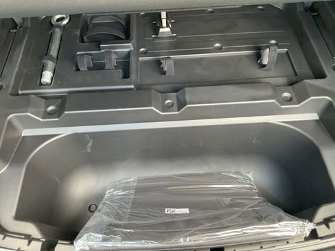 New 2026 Chevrolet Equinox EV RS image 25