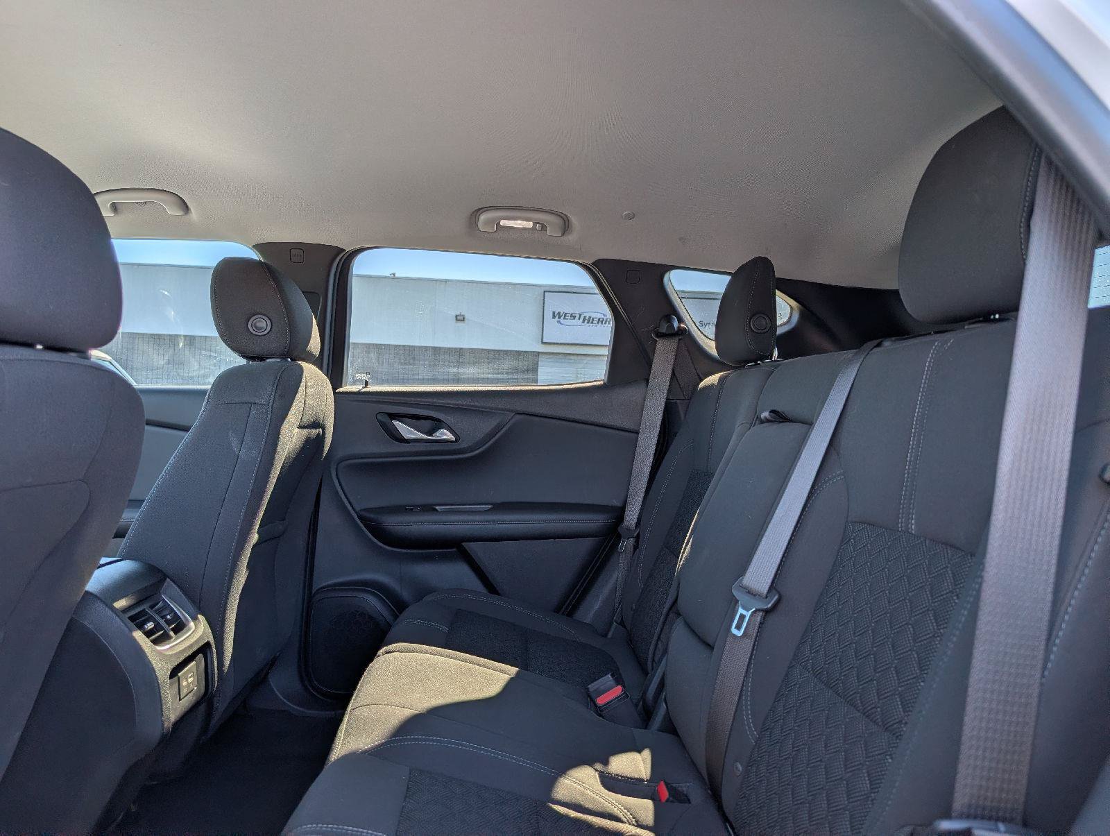 Used 2021 Chevrolet Blazer LT AWD/4WD image 15
