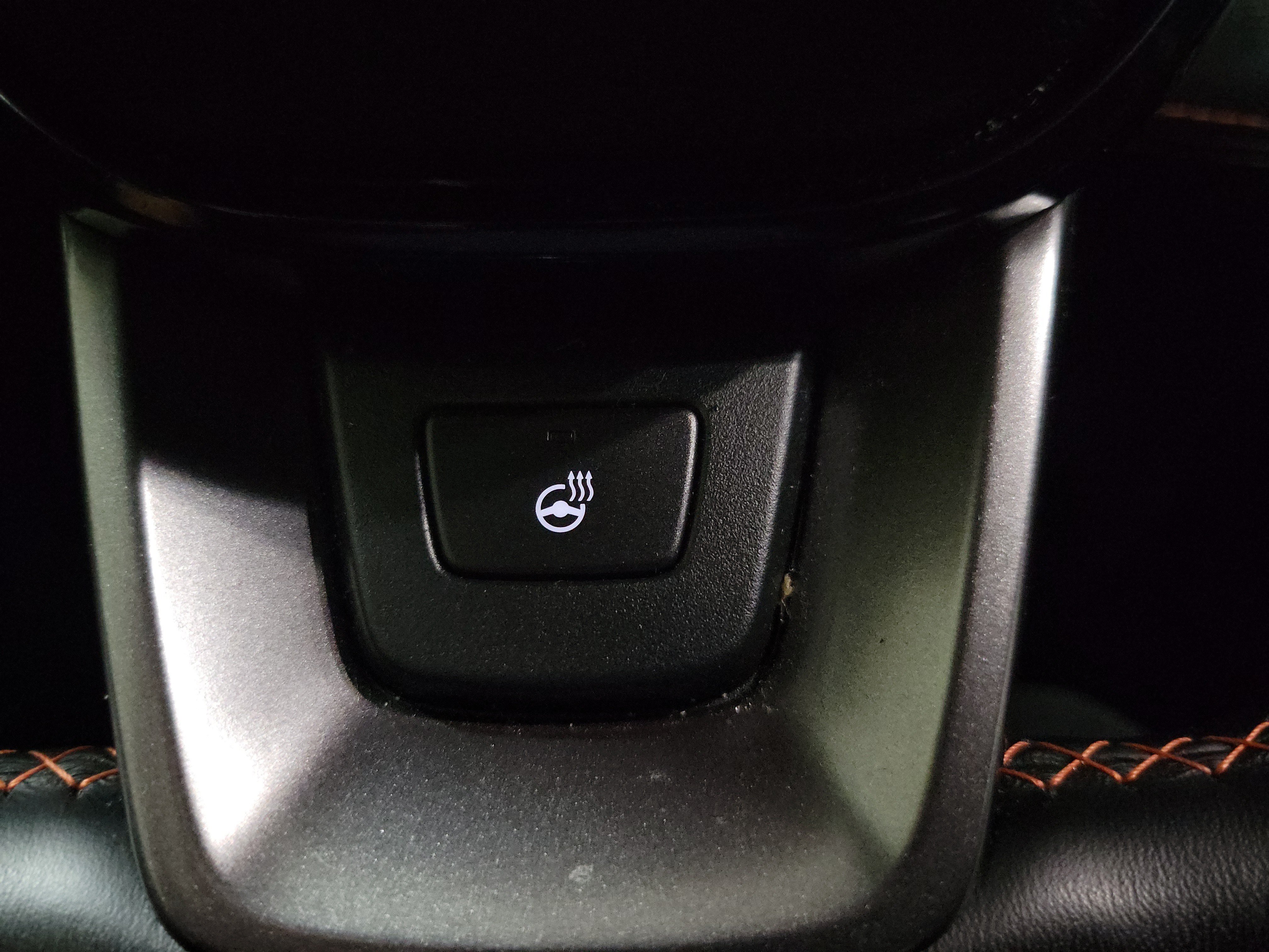 Used 2025 Honda Pilot TrailSport image 34