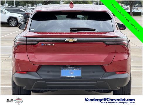 Used 2025 Chevrolet Equinox EV LT FWD image 5