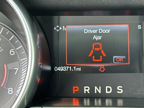 Certified 2019 Ford Mustang Coupe w/ Equipment Group 101A image 27