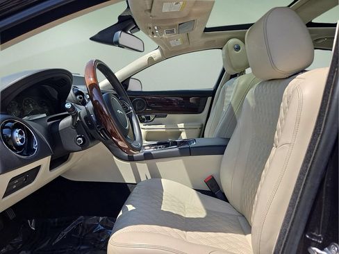 Used 2017 Jaguar XJ L Portfolio AWD/4WD image 11