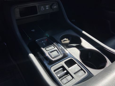 Used 2024 Honda Pilot TrailSport image 28