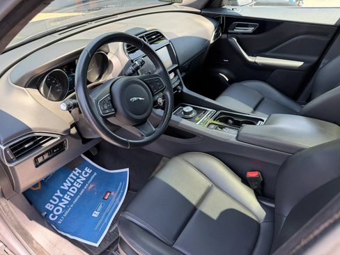 Used 2020 Jaguar F-PACE Premium AWD/4WD image 11