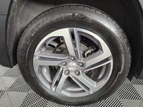 Used 2018 GMC Terrain SLT w/ Infotainment Package II image 15